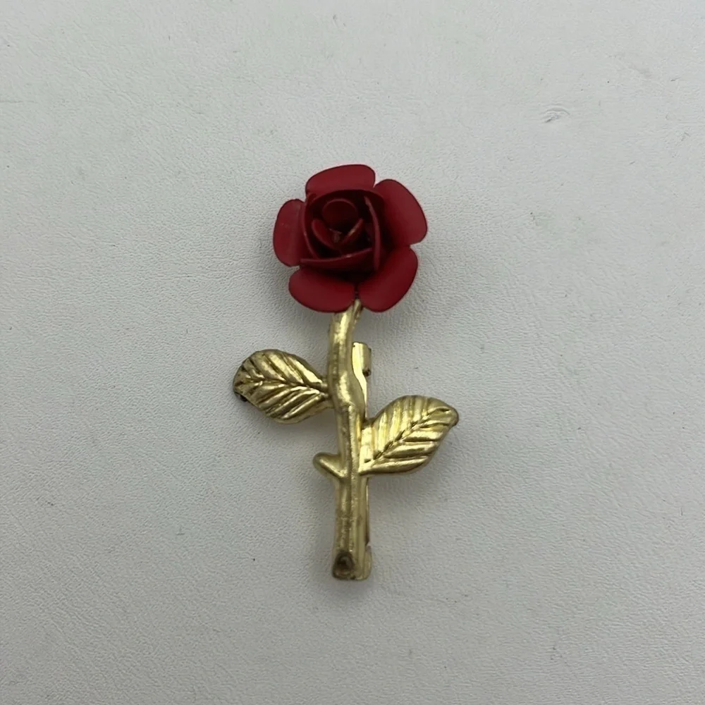 Set of 3 pins and 1 screw back earrings gold tone romantic romantic rose leaves